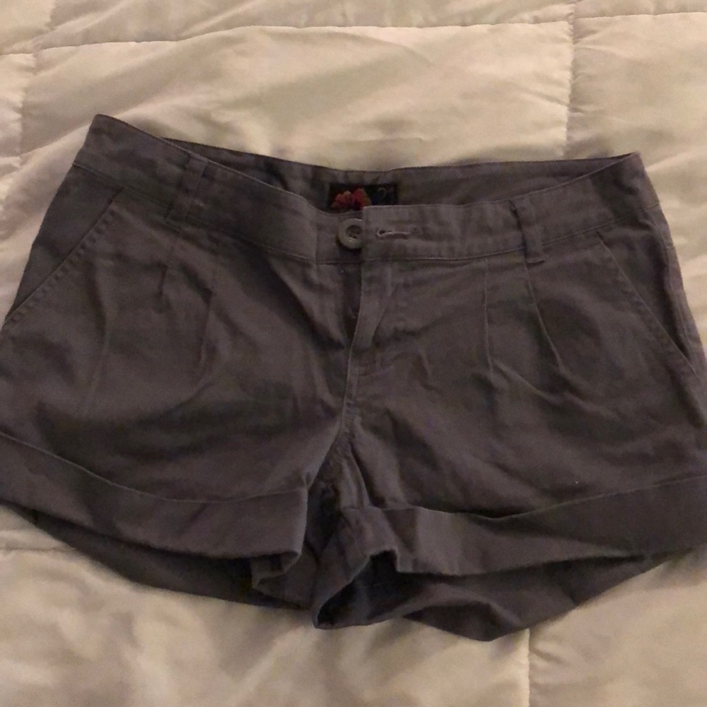 Gray shorts